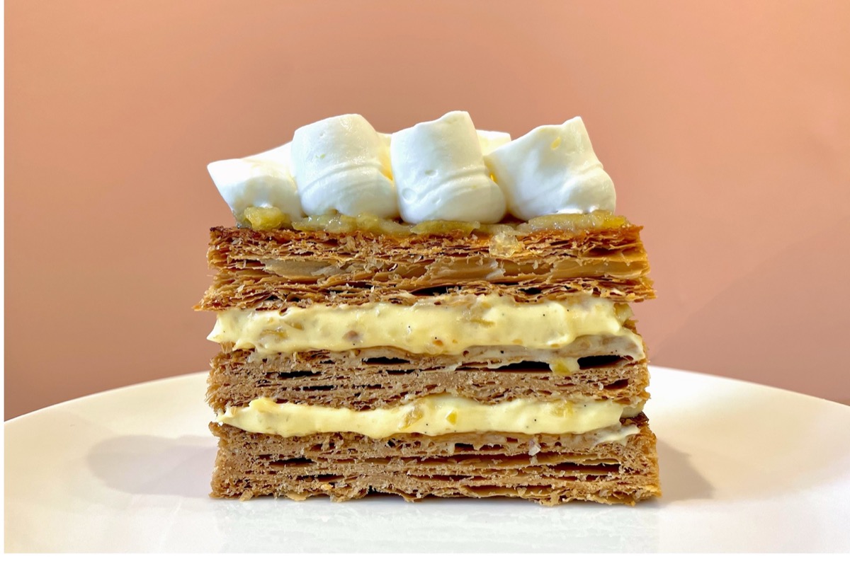 Web限定記事 タウン記者がゆく 中区でミルフィーユを食べ比べ パティスリー レ ビアン エメ 石川町 中区 西区 タウンニュース