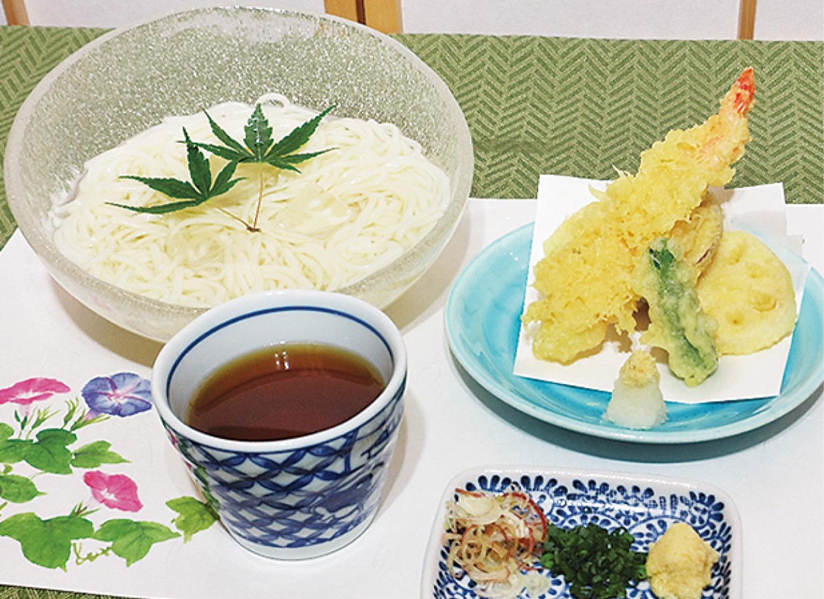 夏は半田ソーメンを