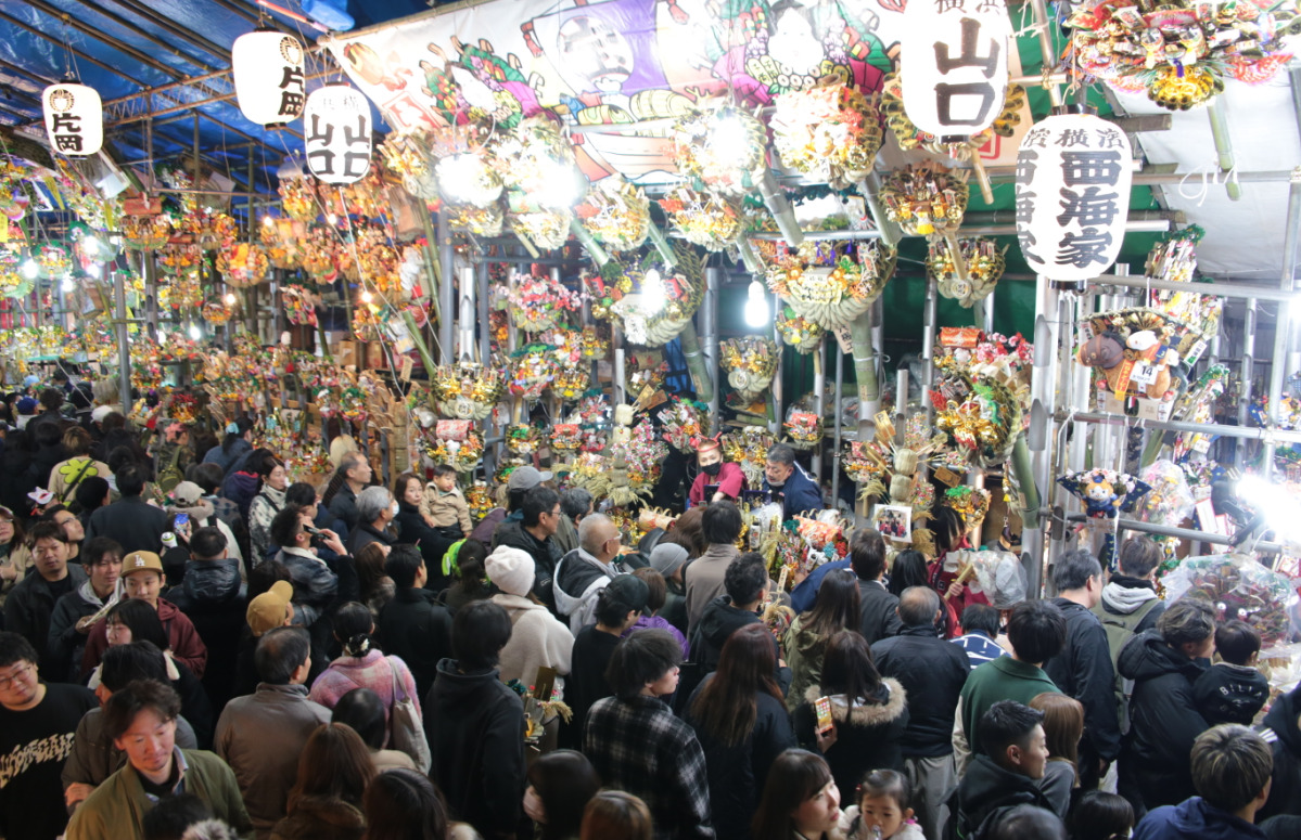南区・金刀比羅大鷲神社で酉の市