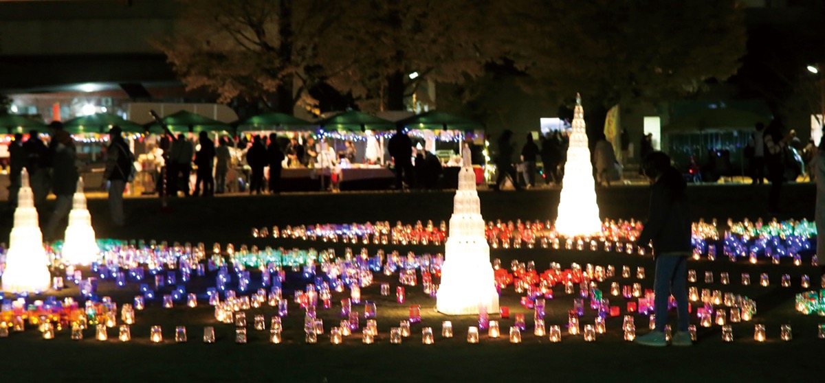 蒔田公園に広がる２千個の光