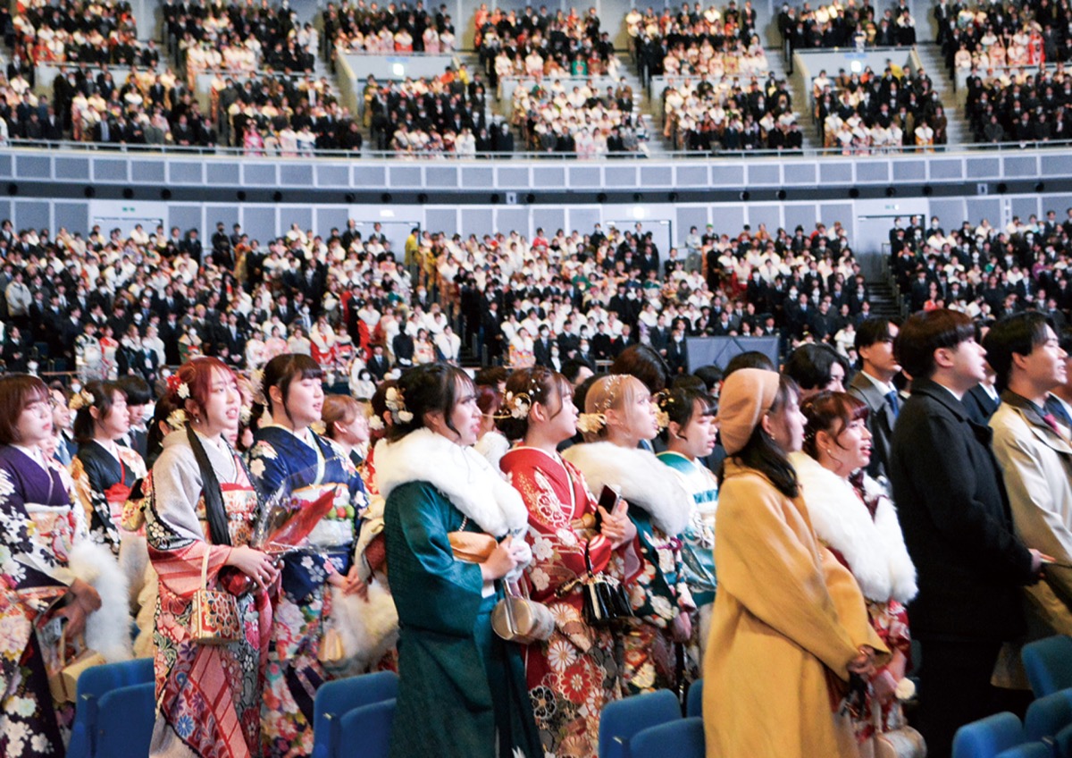 市内の二十歳 ３万４千人