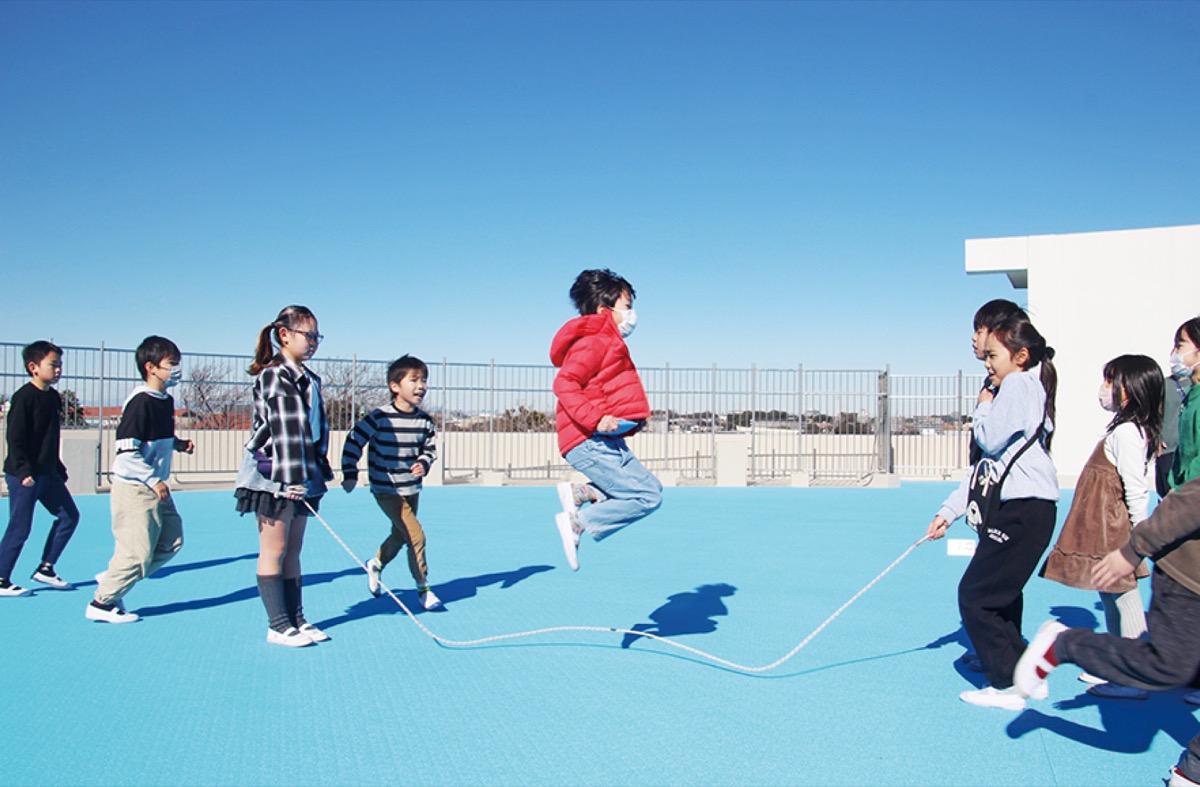 大なわとびの成果を披露