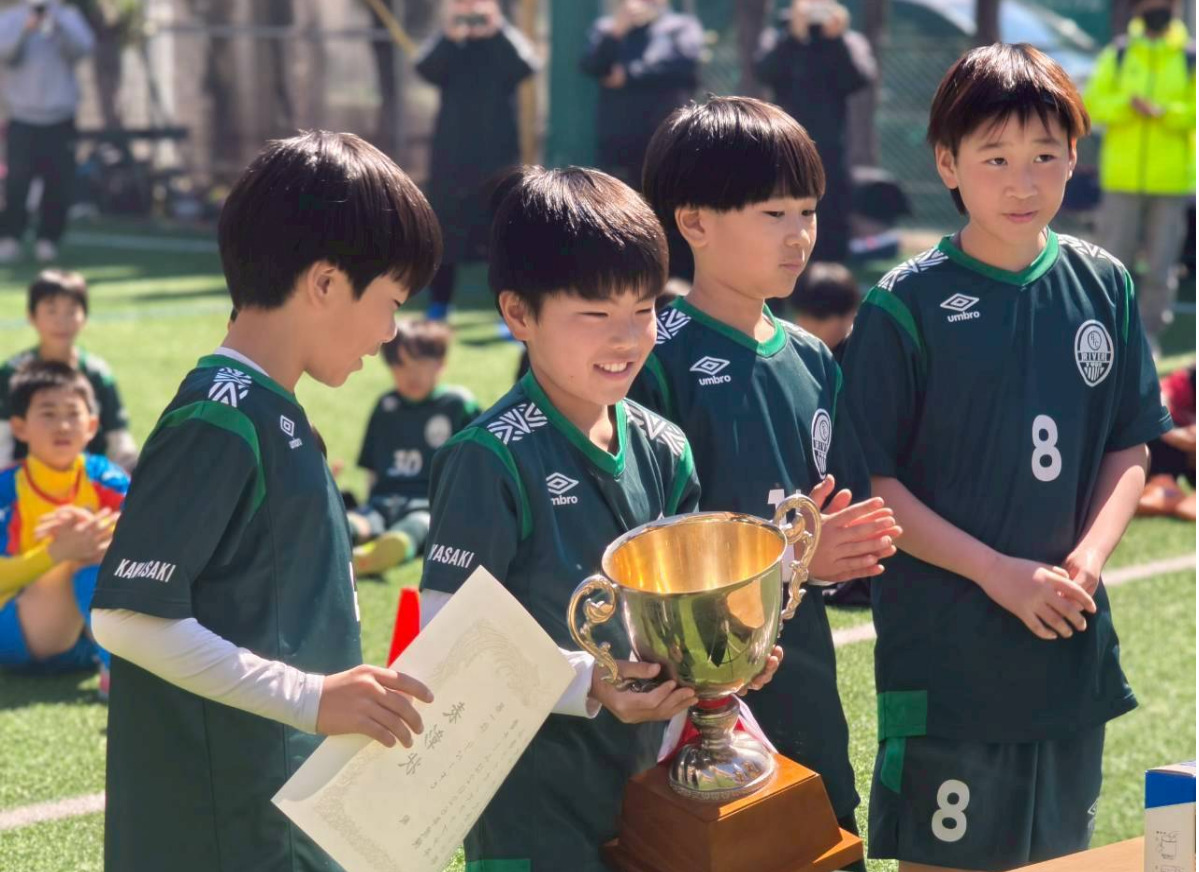 U9の優勝チーム＝同