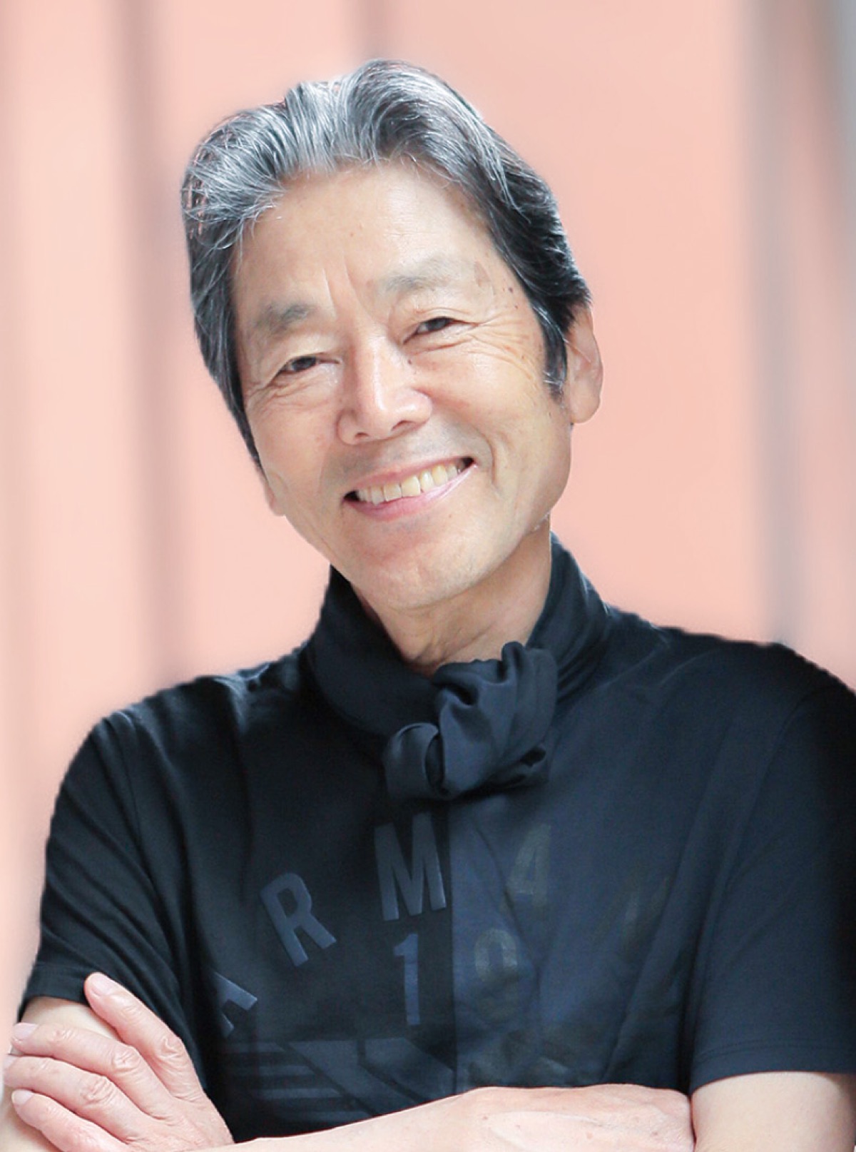 ゲスト審査員の瞳みのるさんは30年来のスカーフ愛好者