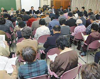 58人が集まった井土ヶ谷地区の懇談会