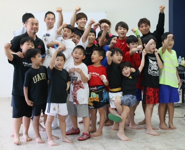 あっとほーむデスク