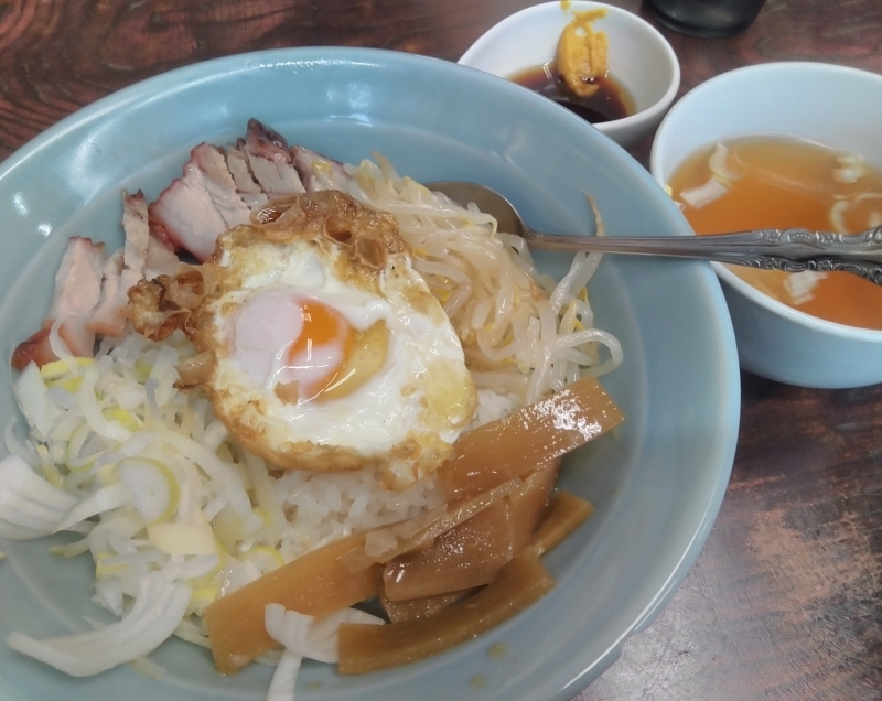 あっとほーむデスク