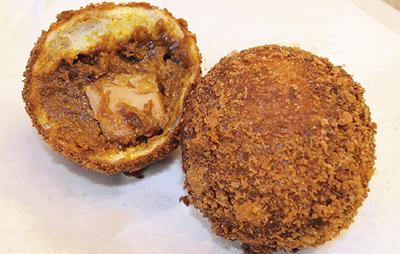 日本一の「チキンカレーパン」