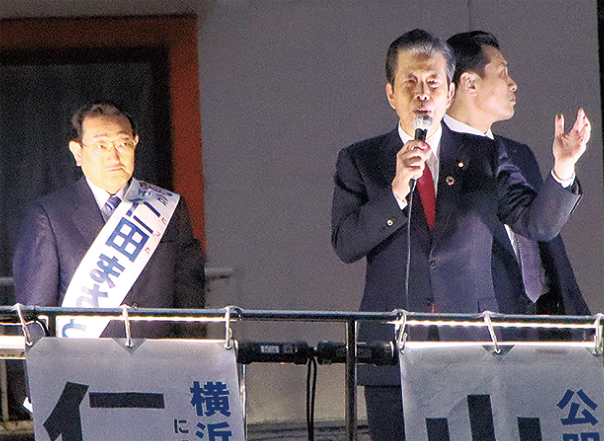 仁田氏への支援を呼び掛けた山口代表(3月29日)