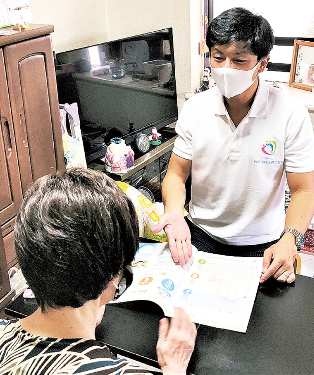 相談に応じる田中さん