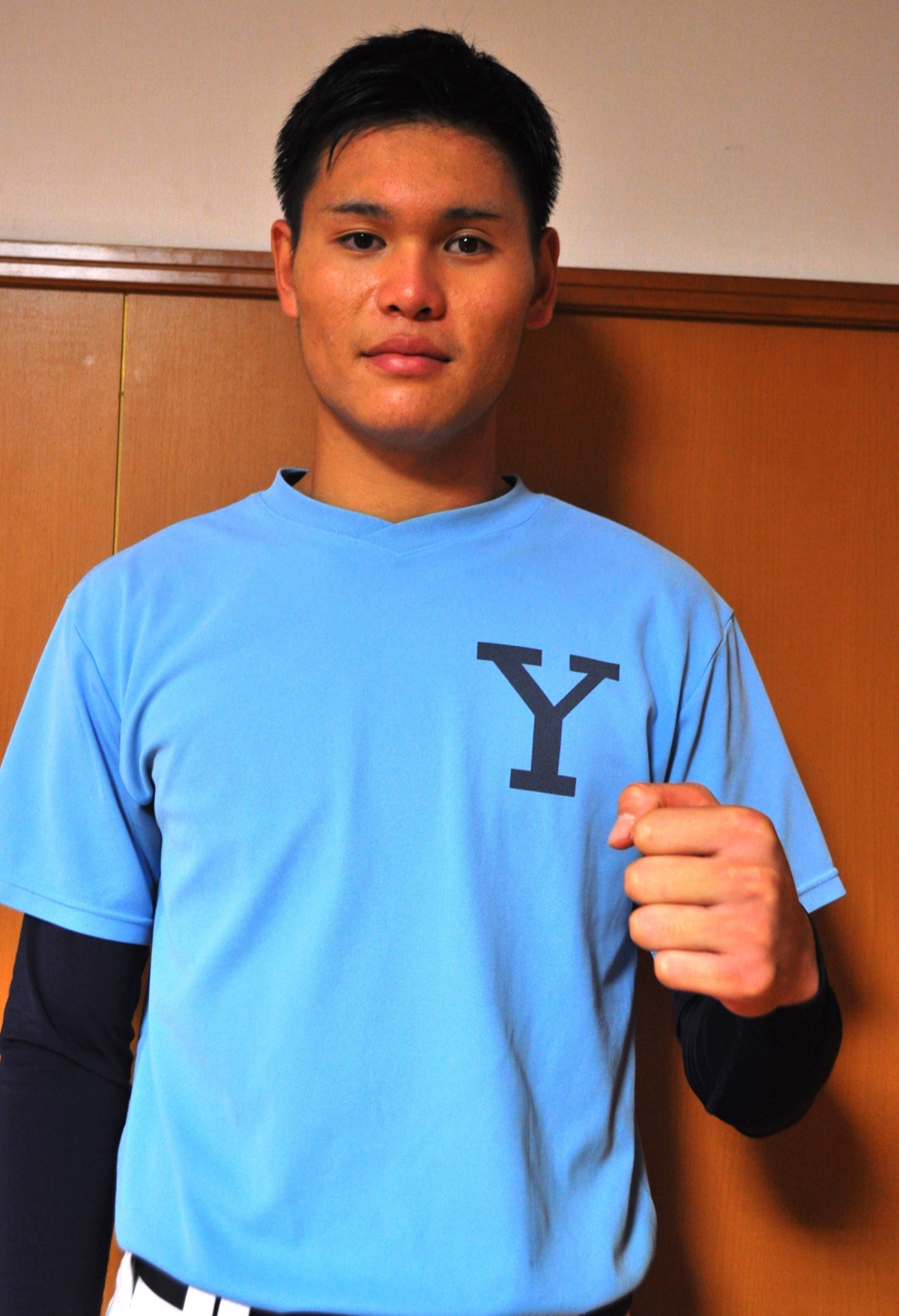 ガッツポーズを見せる笹川さん