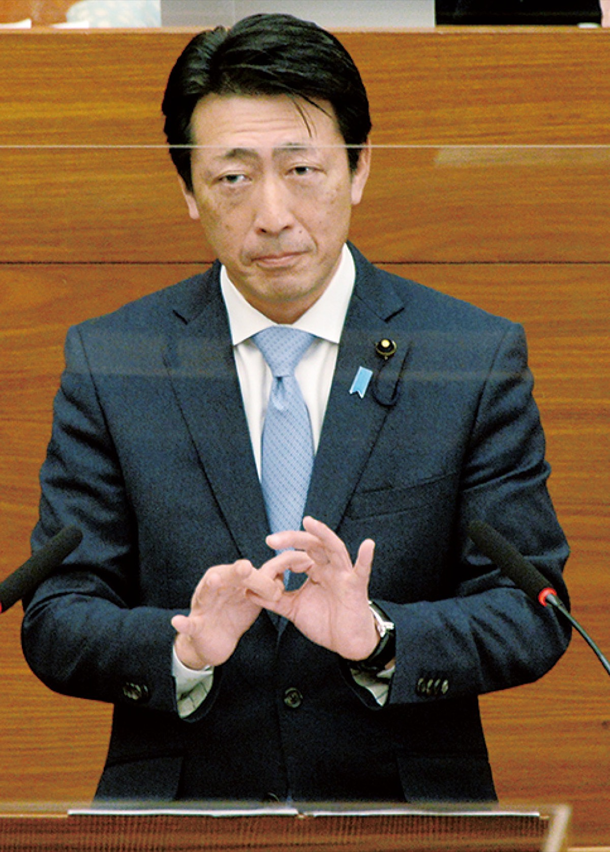 手話を使って質問しました