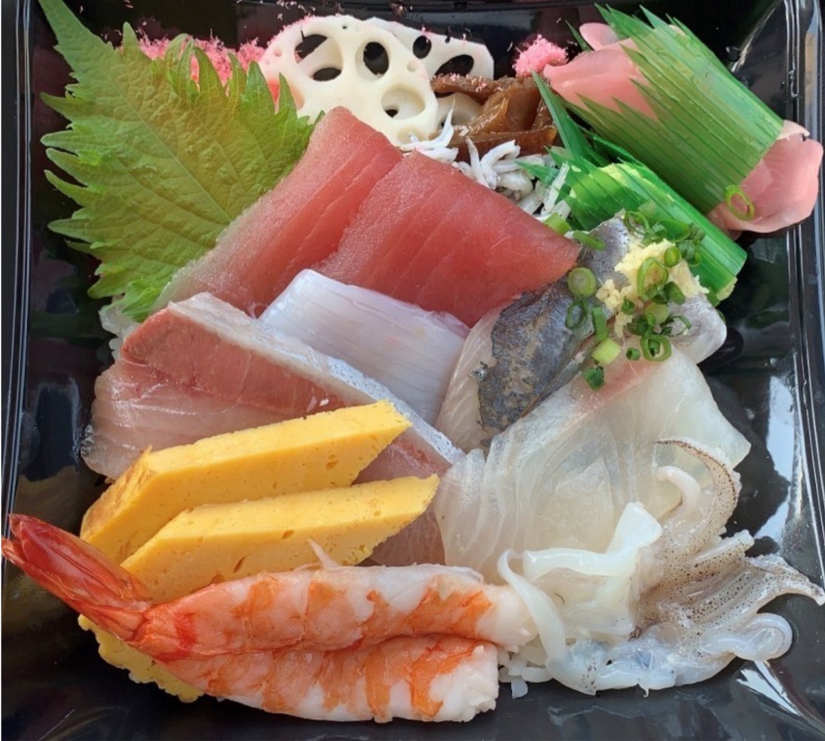 弘明寺商店街のいなせ寿司はネタが新鮮で思わず｢スシ食いねェ!｣と叫ぶうまさ