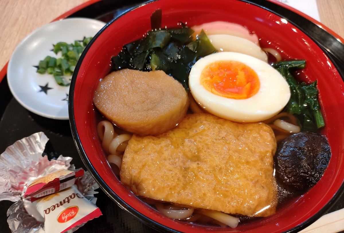 南永田団地｢ほっとサライ｣の｢おかめうどん｣