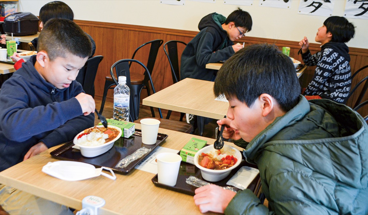 永田台小６年生に花道