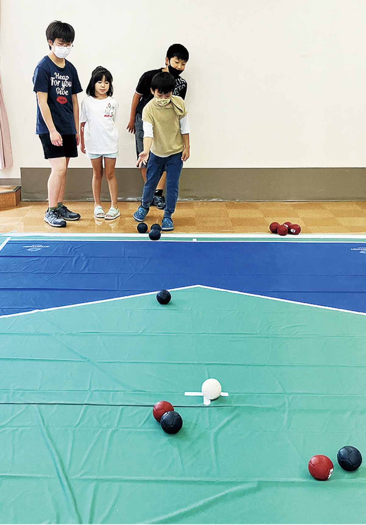 ｢ボッチャ｣で六ツ川盛況