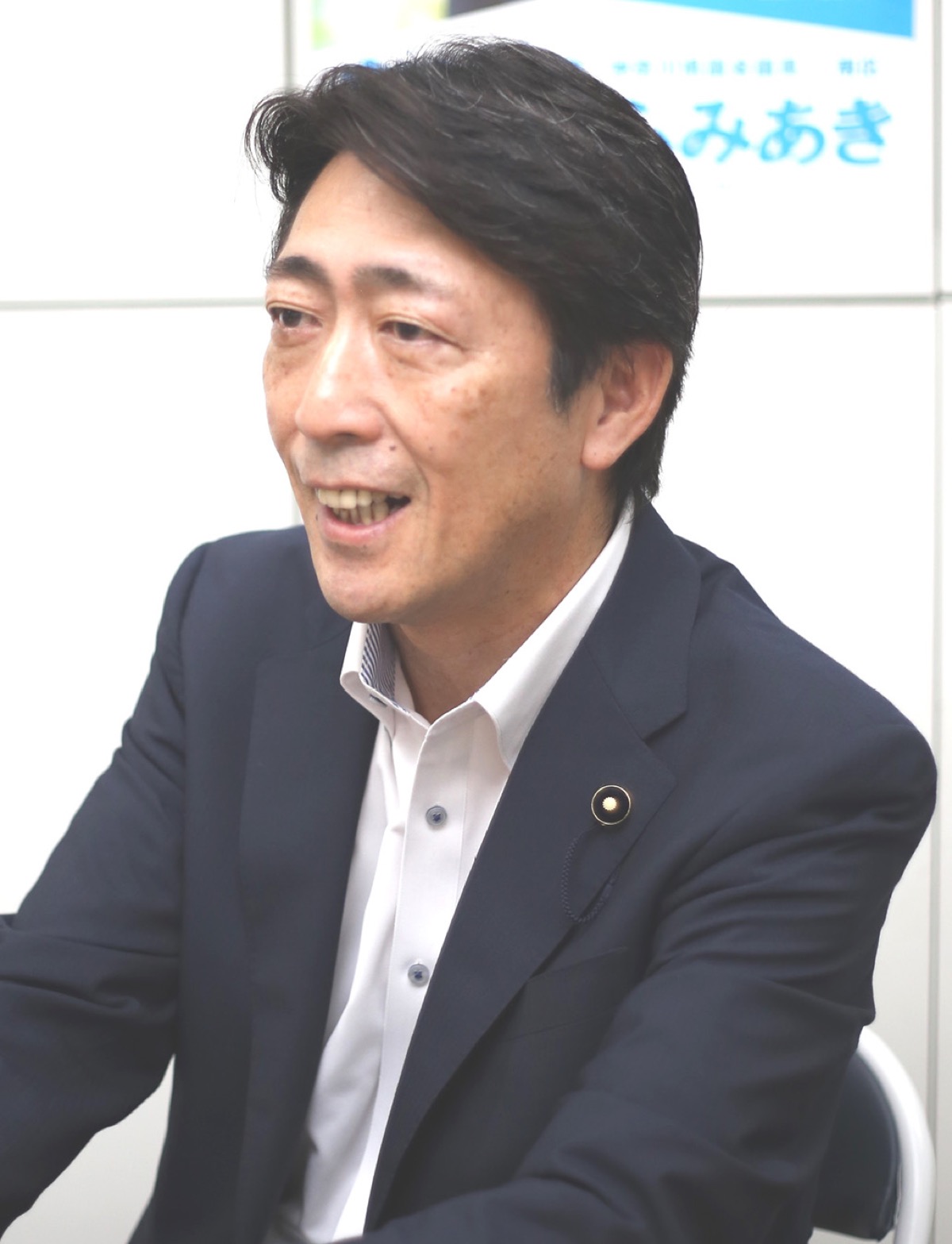 新堀 史明さん（会派＝自民党 ３期、60歳）