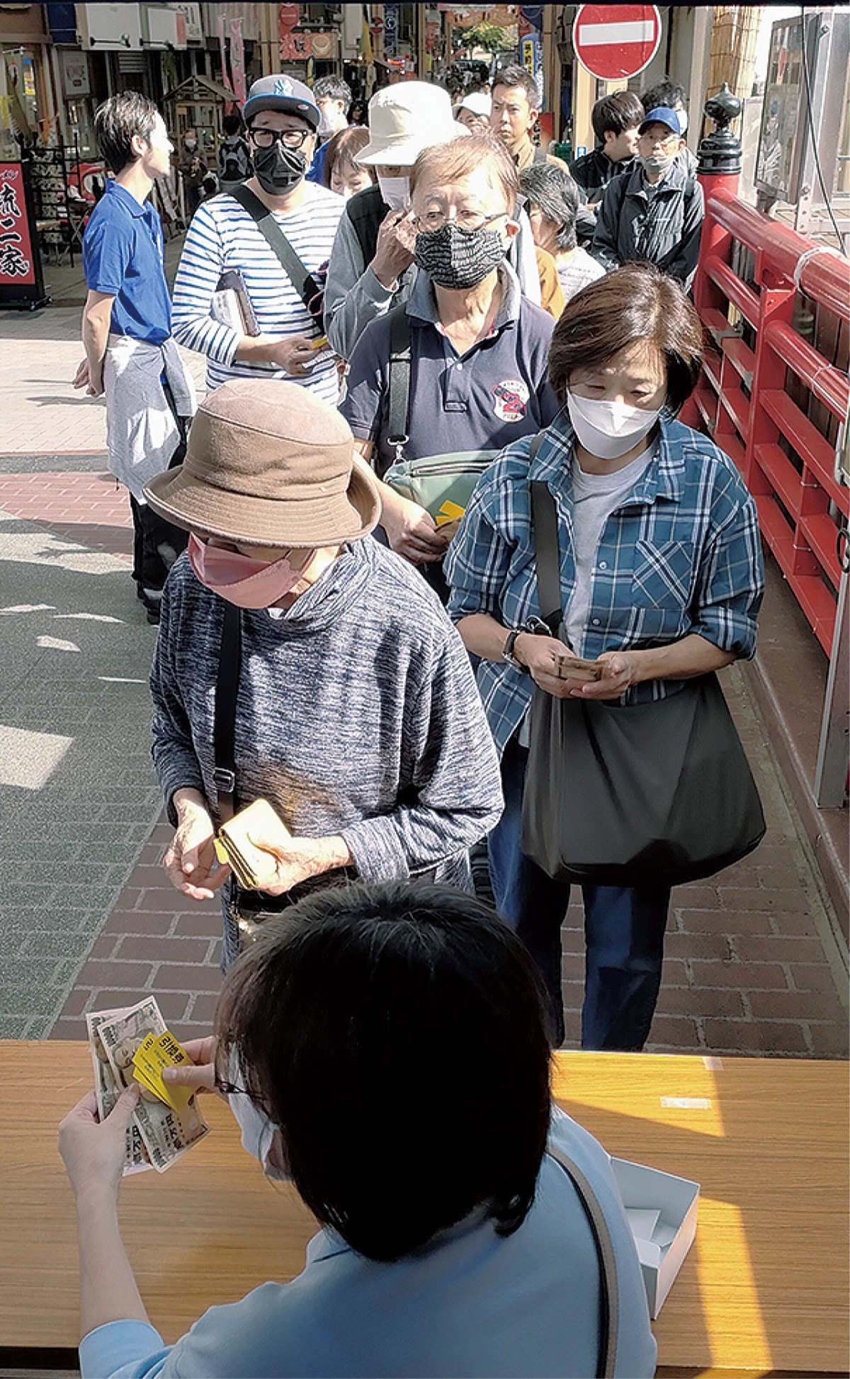 商品券２時間半で完売