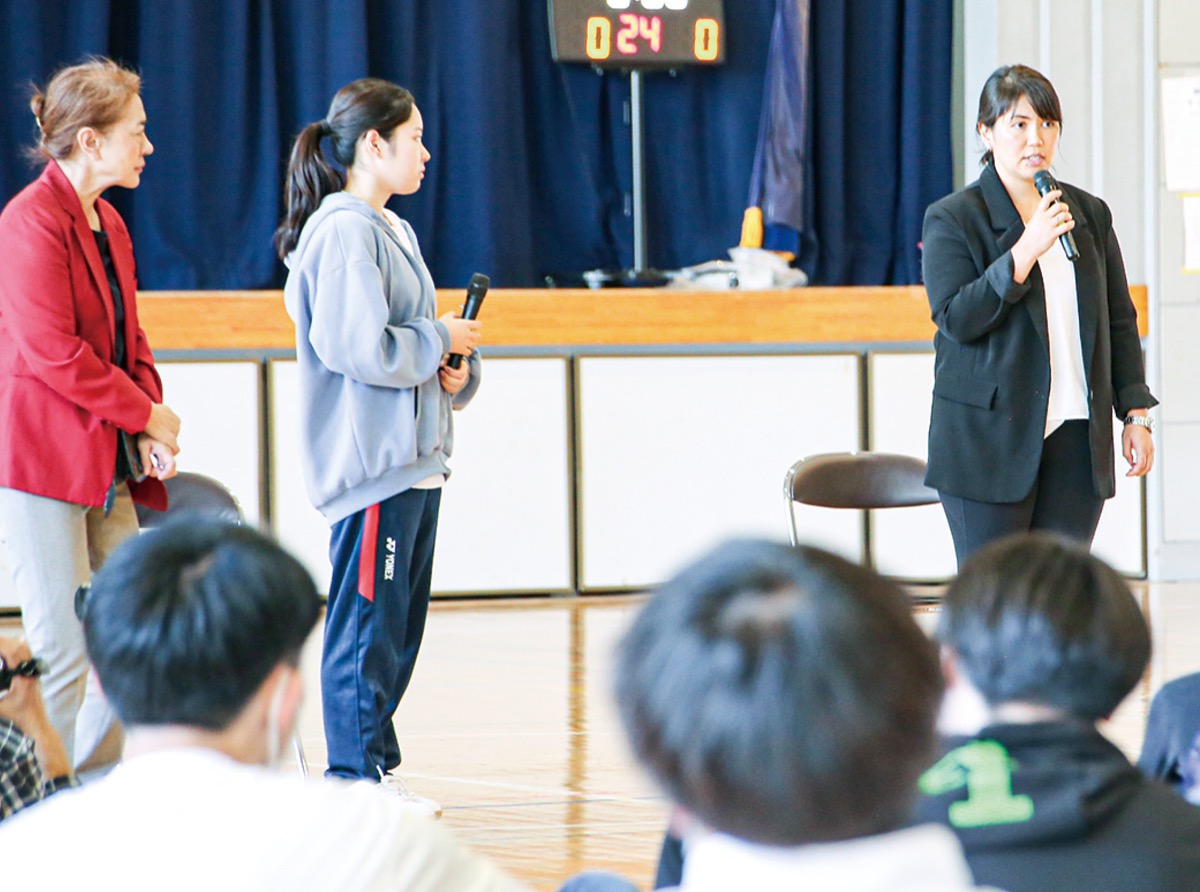 難民の思い､生徒ら聞く