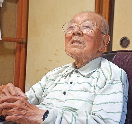 当時を振り返る古木さん