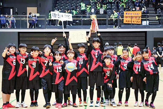 優勝を勝ち取ったメンバー（提供）