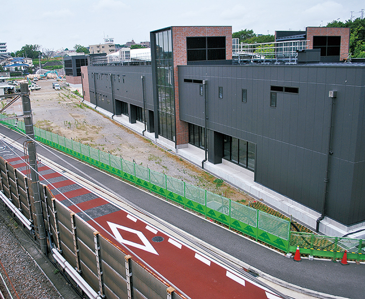 工事が進む羽沢横浜国大駅