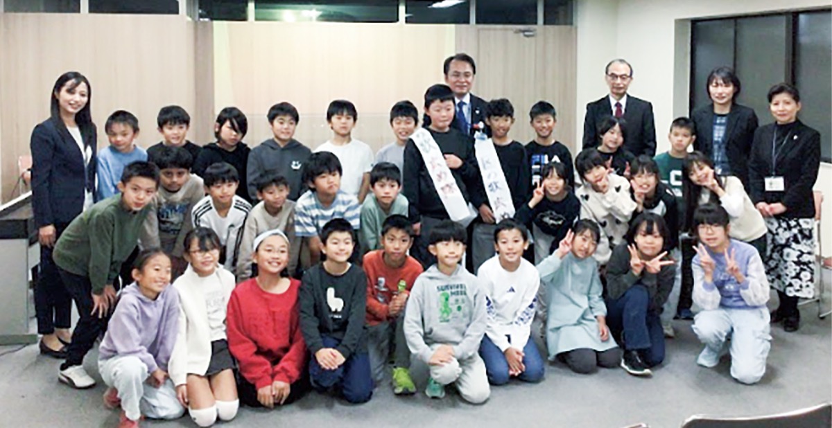 区の歌広め隊を結成