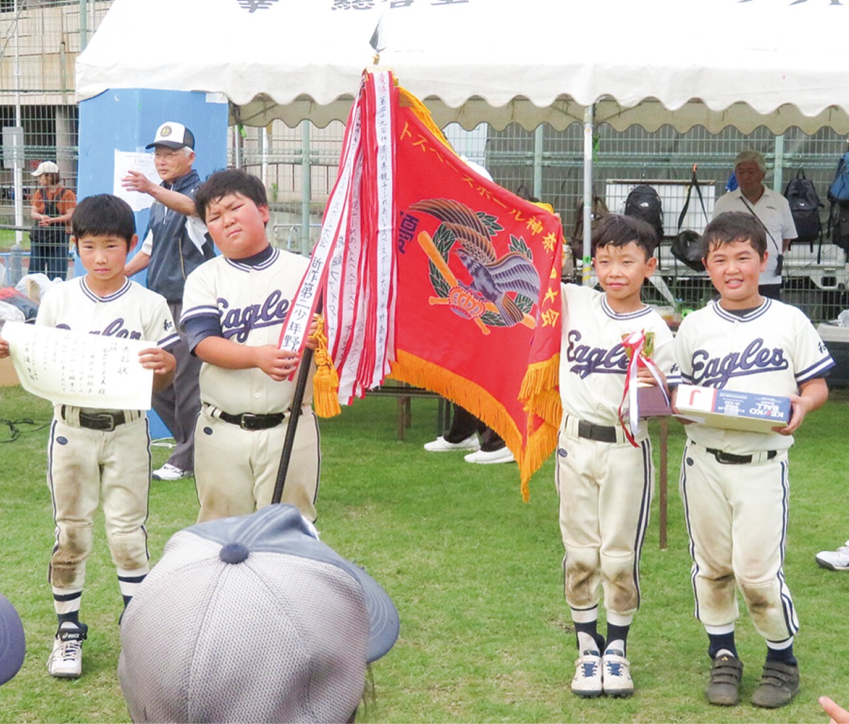 優勝した和泉イーグルス=同