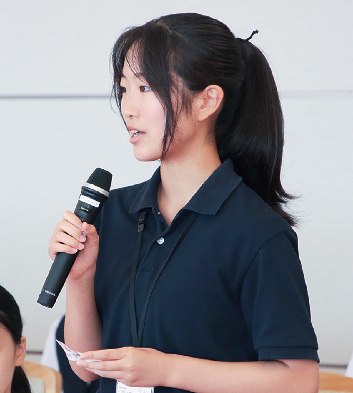 スピーチする長澤さん