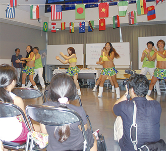 ブラジルのアシェダンスのステージ