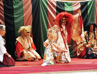 例大祭で神楽披露