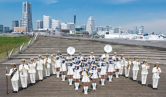 昨年創設60周年を迎えた横浜市消防音楽隊が出演