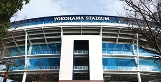 ソフトボールと野球の会場となる横浜スタジアム