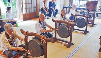 正泉寺で双盤念仏 伝統仏事が4年ぶりに | 鶴見区 | タウンニュース