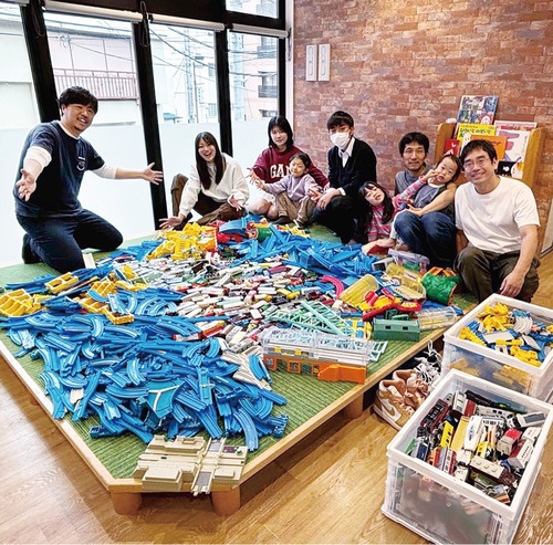 10ケース分以上のプラレールが寄付で集まった
