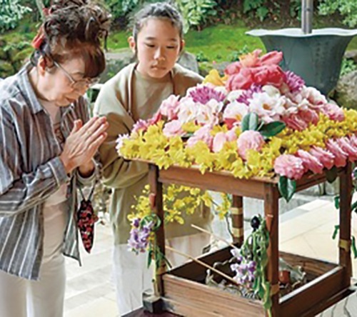 過去の花まつりの様子
