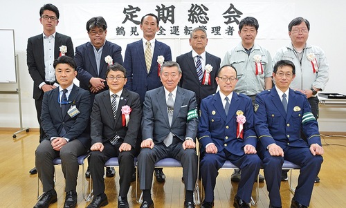 表彰を受けた受賞者と関係者ら