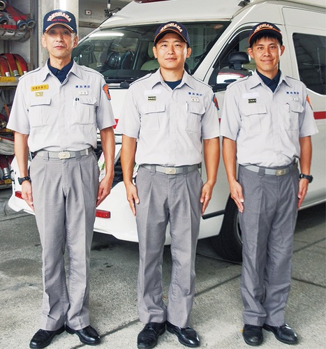 新たに発足した救急隊の隊員たち