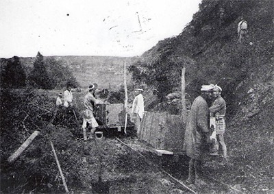 豊岡通り商店街と門前通り