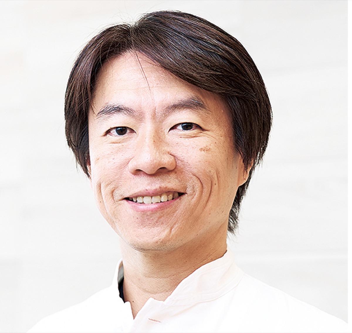 足の悩みは専門医に相談を