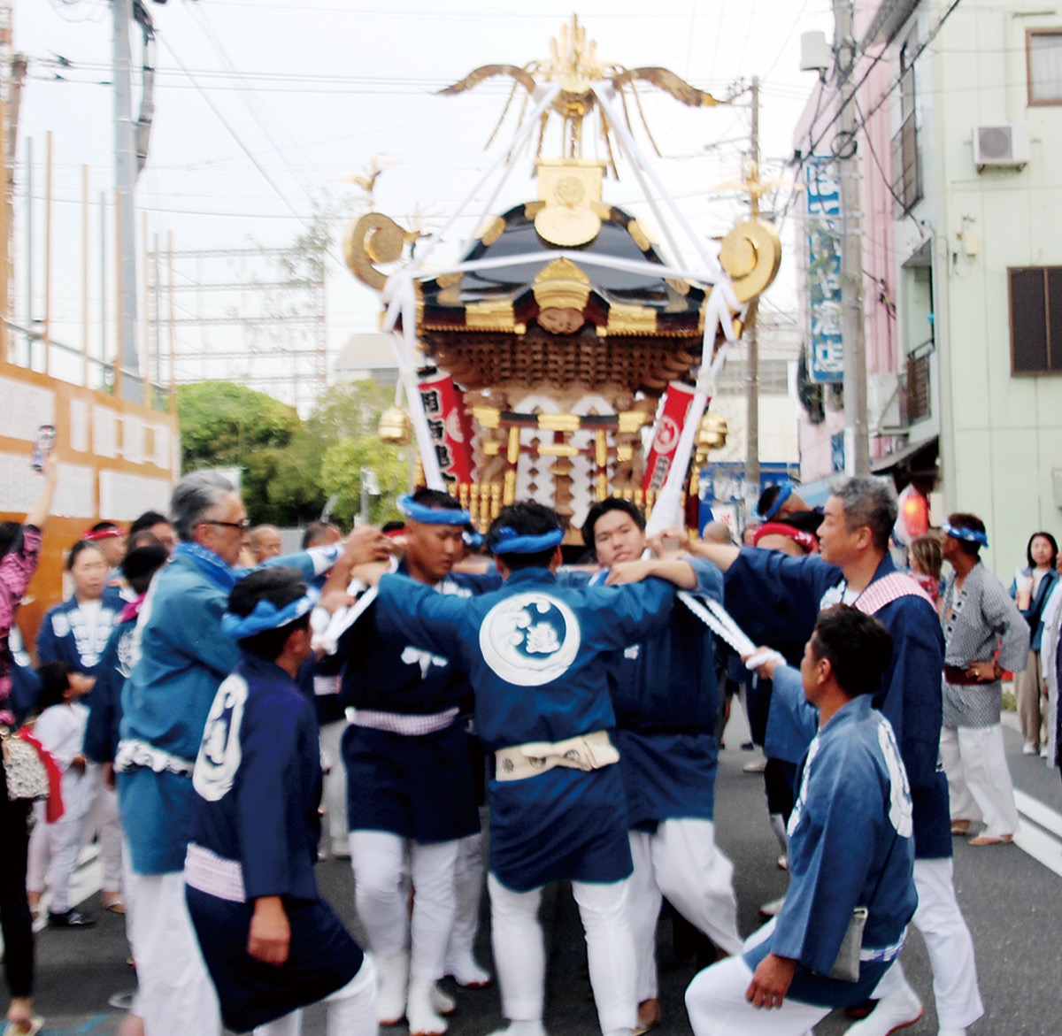 湘南連合神輿保存會の大神輿