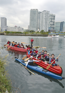 ボートで横浜の運河を体感した