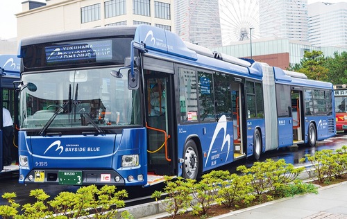 連節バス「ベイサイドブルー」