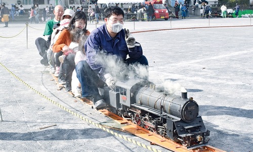 恒例のミニＳＬが運行