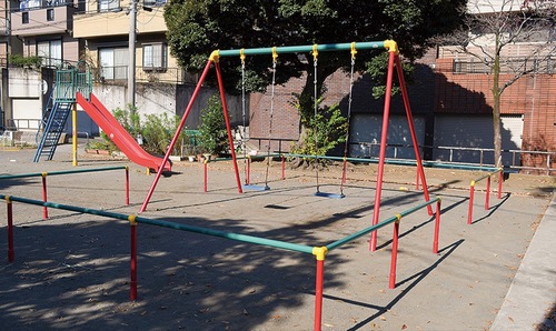 白幡西町公園の遊具