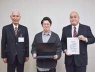 障害者施設にＰＣ贈る