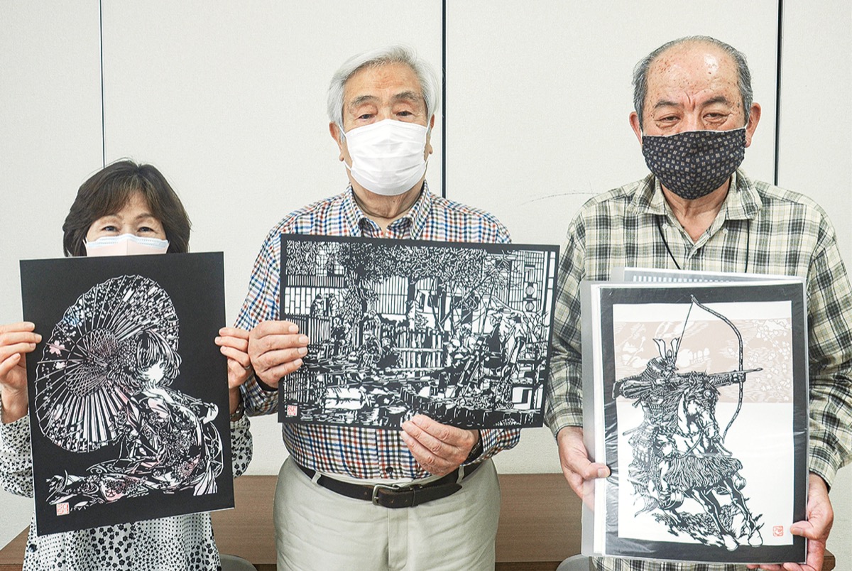 横浜市神奈川区 １枚の紙 生み出す芸術 神大寺地区センターの切り絵会 神奈川区 タウンニュース