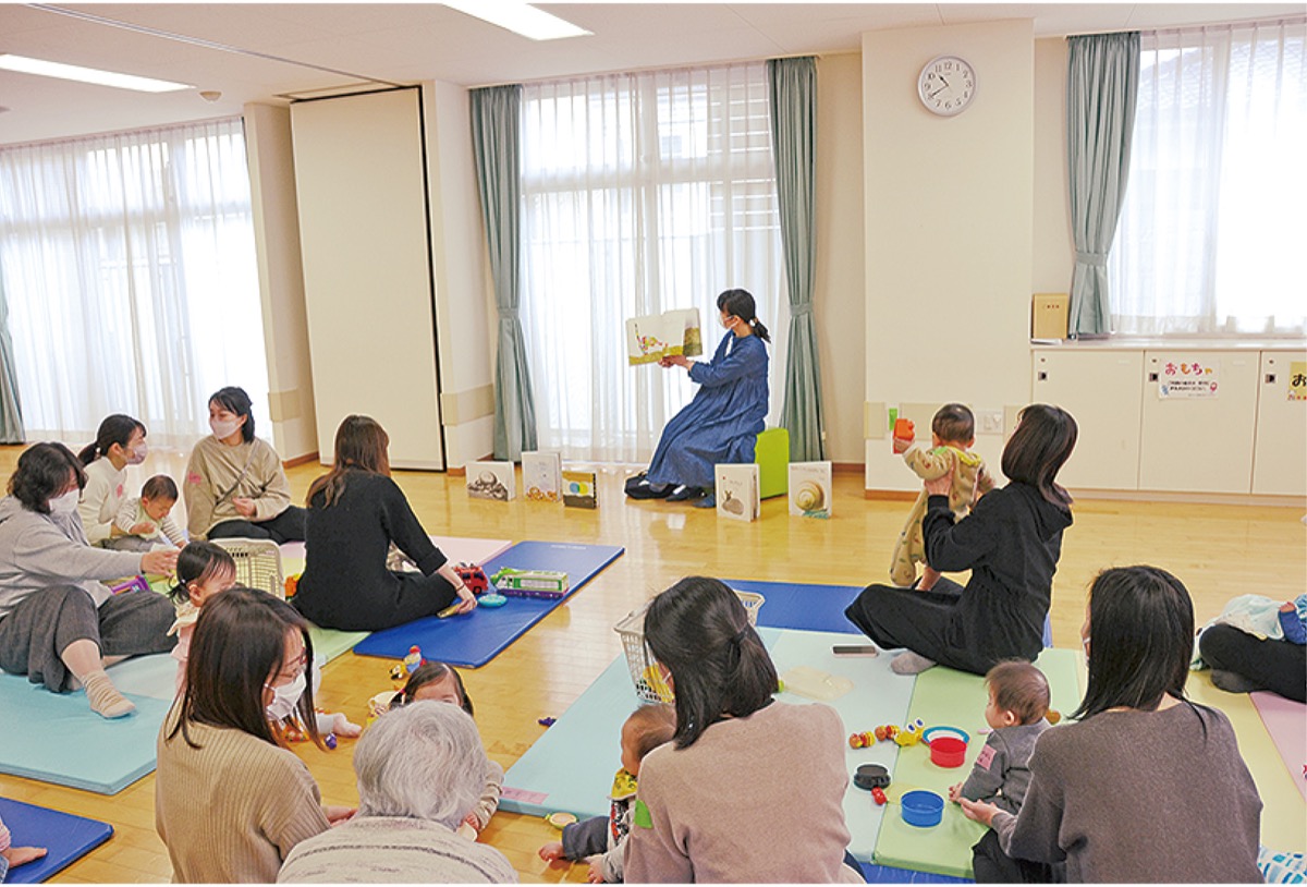 乳幼児と親 絵本通し交流