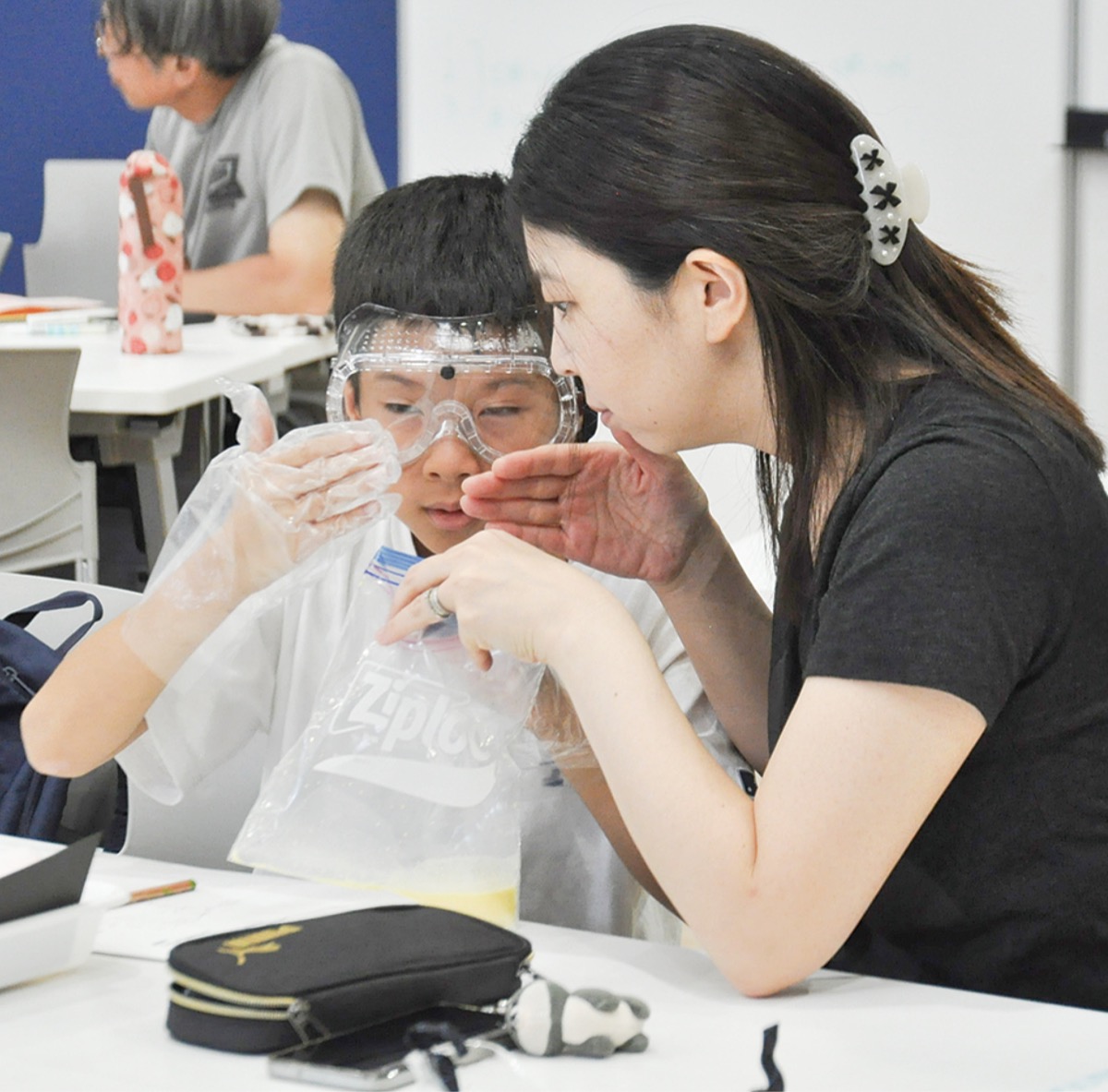 防災センターで化学学ぶ