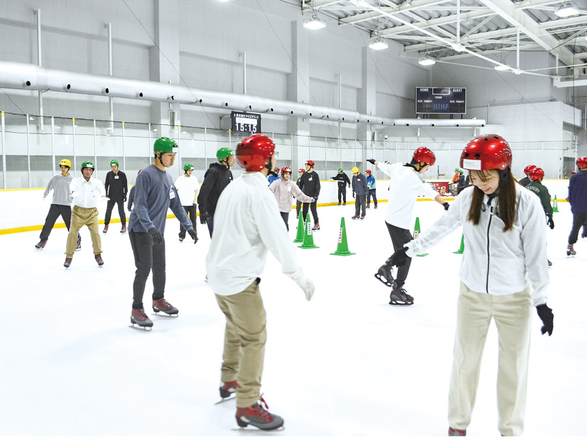 アイスアリーナで研修